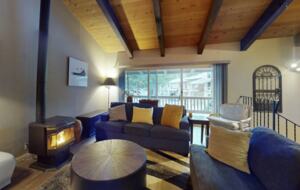 Mammoth Lakes Chateau Villa - Mammoth Lakes, California