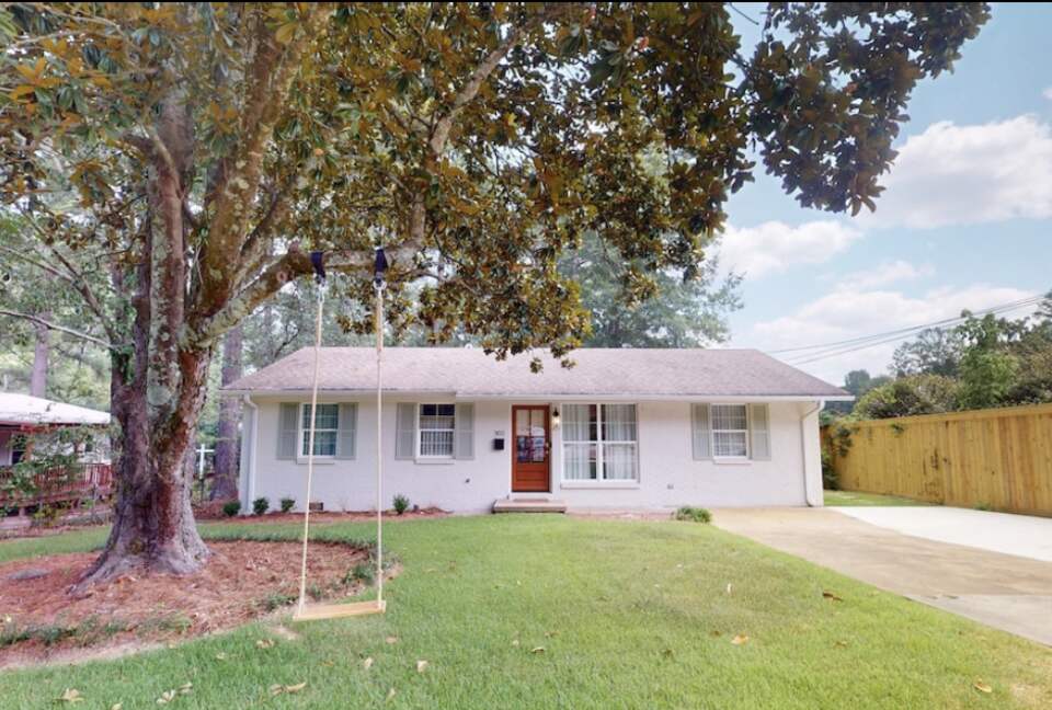 Oxford Cottage - Oxford, Mississippi