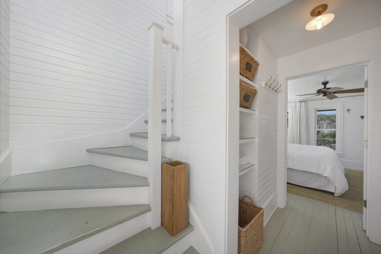 Beachfront Cottage in Seaside - Santa Rosa Beach, Florida