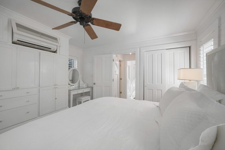 Beachfront Cottage in Seaside - Santa Rosa Beach, Florida