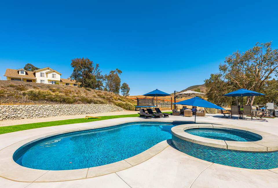 Temecula Ranch Vibes- Villa and Cottage - Winchester, California
