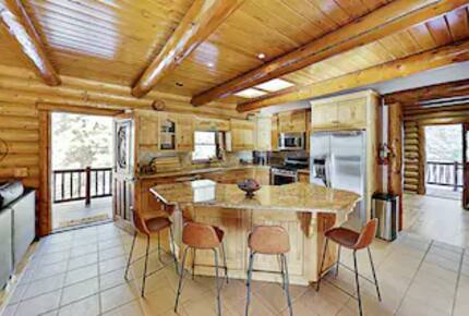 Bow Canyon Oasis - Big Bear Lake, California