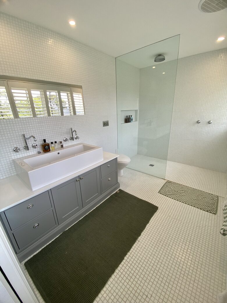 Master ensuite