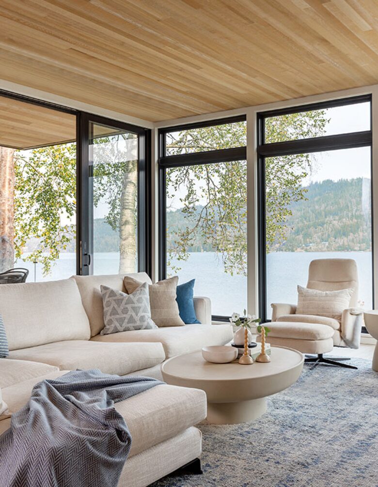 Relaxed Modern Waterfront Vacation Home - Bellingham, Washington