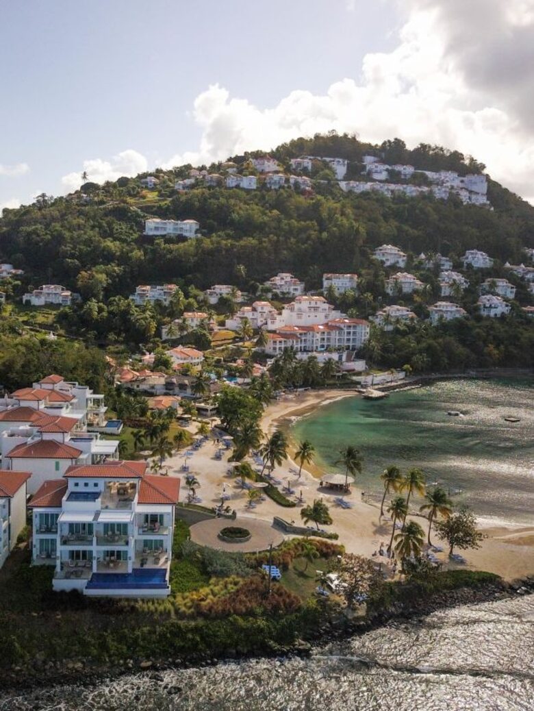 Windjammer Villas on the Hillside