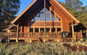 Flagstaff Log Cabin - Ski Retreat and Summer Heaven - Flagstaff, Arizona