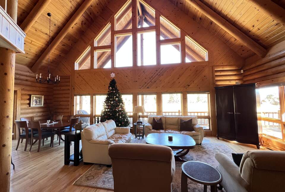 Flagstaff Log Cabin - Ski Retreat and Summer Heaven - Flagstaff, Arizona