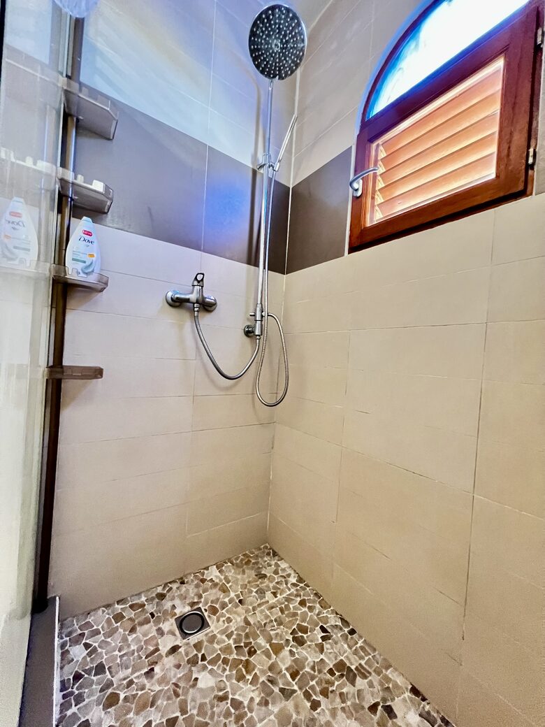 2 bedroom Beachfront Luxury Condo - Simpson Bay, Sint Maarten (Dutch part)