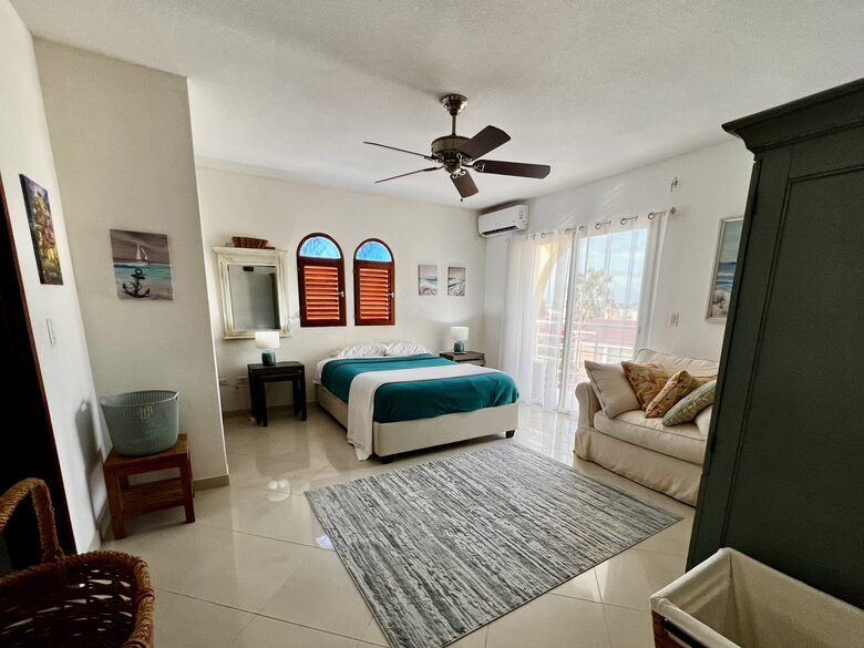 2 bedroom Beachfront Luxury Condo - Simpson Bay, Sint Maarten (Dutch part)