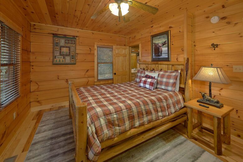 Sweet Mountain Air - Sevierville, Tennessee