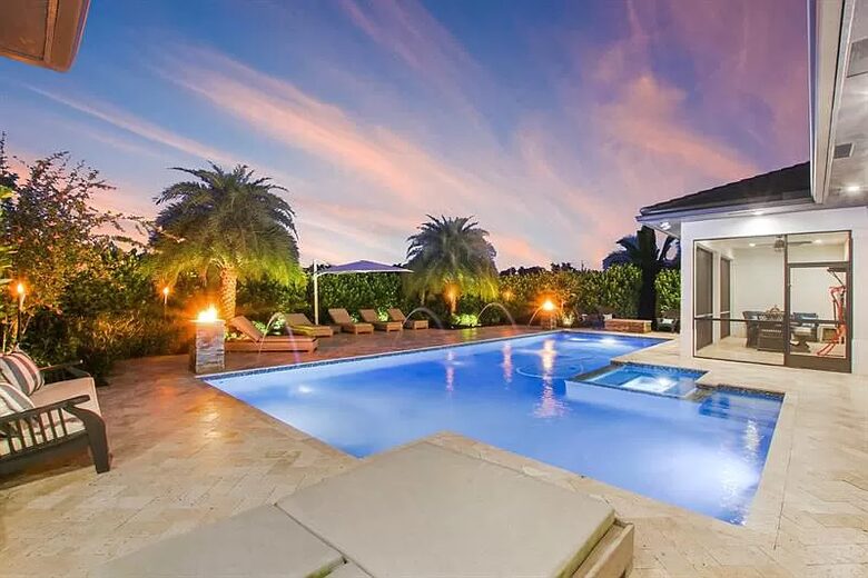 West Palm Beach Getaway | Secluded Yet Near Everything! - West Palm Beach, Florida