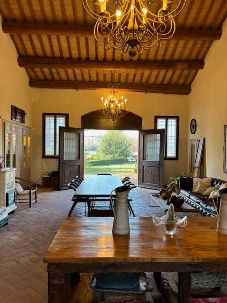 Villa Contessa Massari - A Noble Mansion House of 1700 - Voghiera, Italy