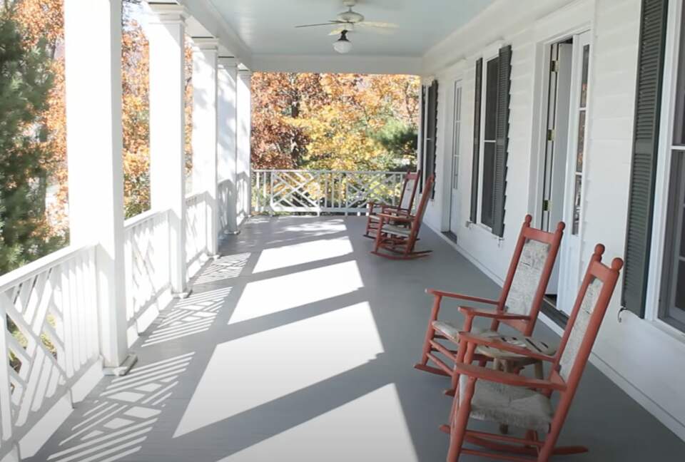 The Greenbrier Historic Cottage - White Sulphur Springs, West Virginia