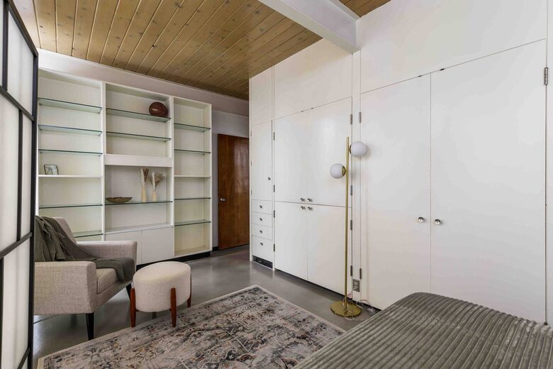 Mid-Century Modern Home near Canyon - Holladay, Utah