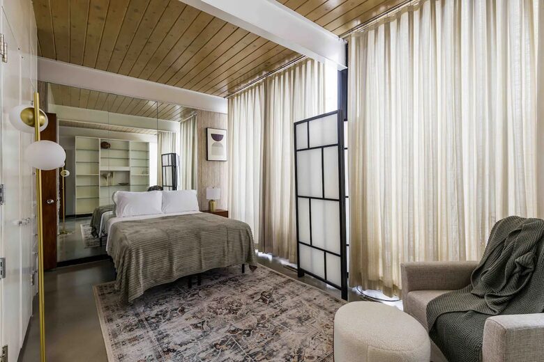 Mid-Century Modern Home near Canyon - Holladay, Utah