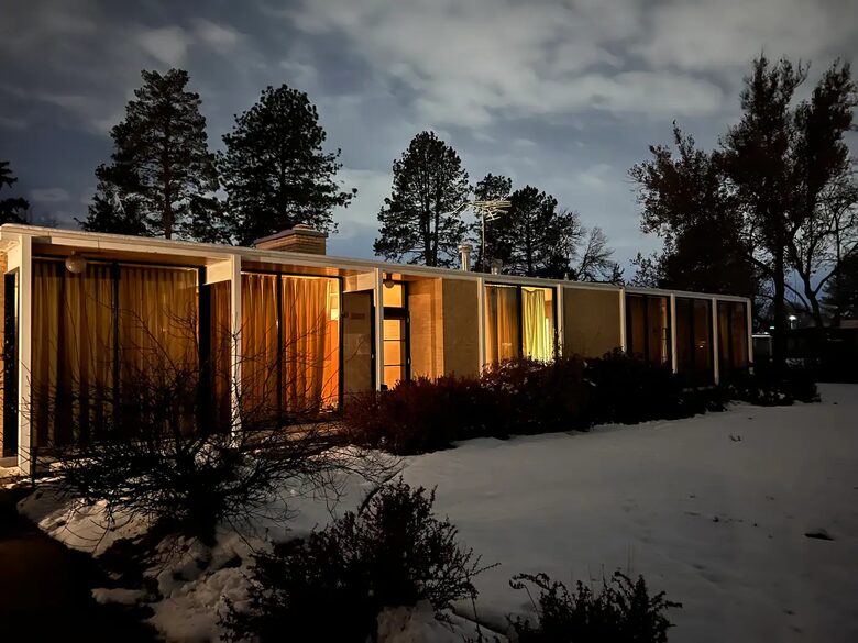 Mid-Century Modern Home near Canyon - Holladay, Utah