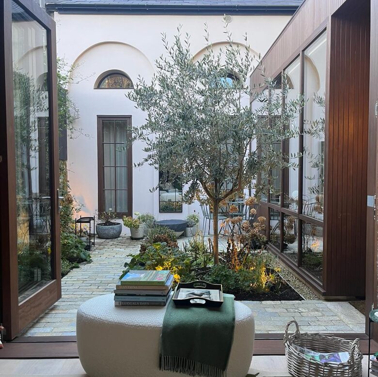 The Mews Townhouse - Dublin, Ireland