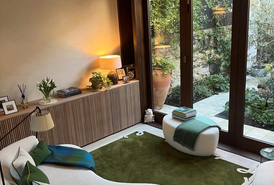 The Mews Townhouse - Dublin, Ireland