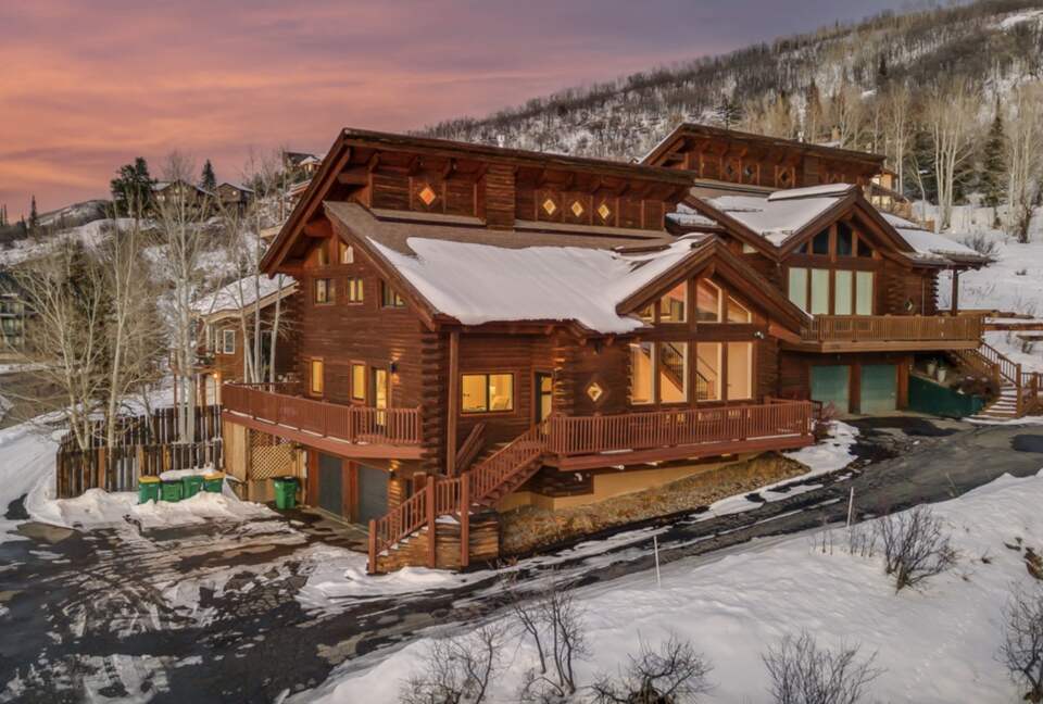 Steamboat Springs Chalet - Moving Mountains - Steamboat Springs, Colorado
