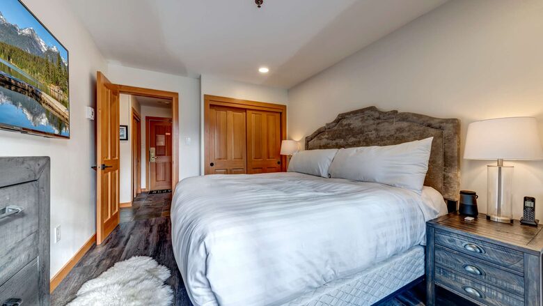 Greystone Lodge - Whistler, Canada
