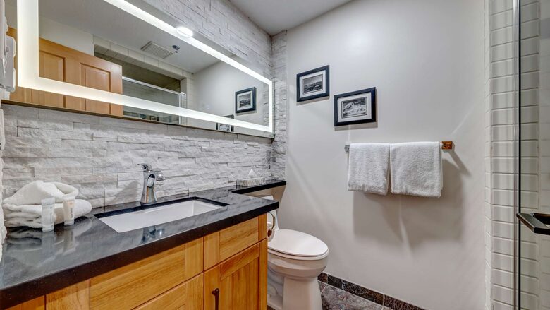 Greystone Lodge - Whistler, Canada