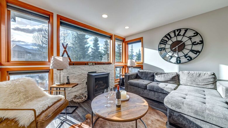 Greystone Lodge - Whistler, Canada
