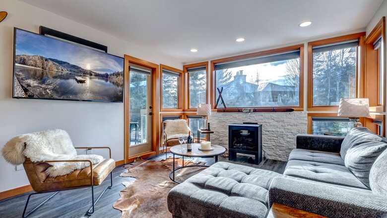 Greystone Lodge - Whistler, Canada