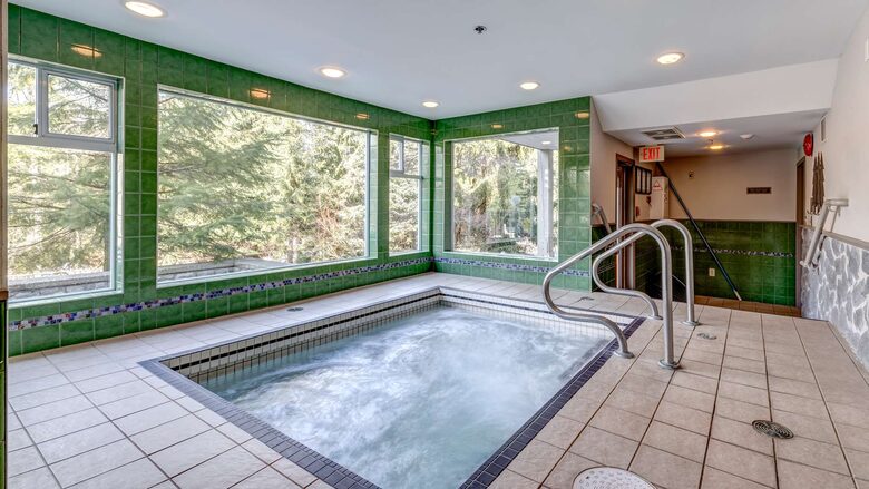 Greystone Lodge - Whistler, Canada