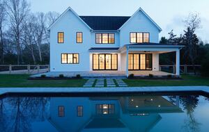 New Modern Home in The Hamptons - Westhampton, New York