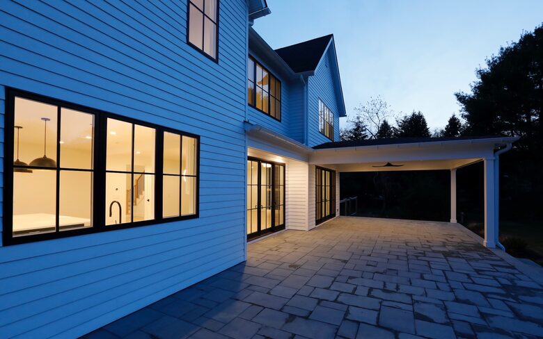 New Modern Home in The Hamptons - Westhampton, New York