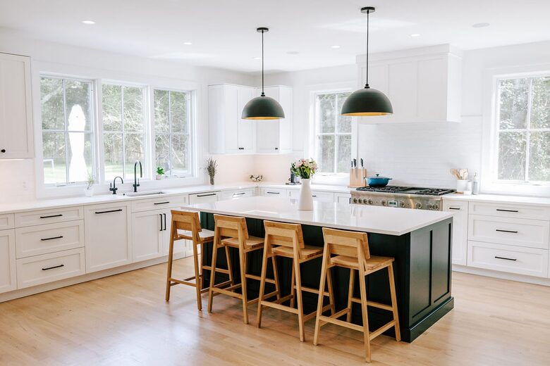 New Modern Home in The Hamptons - Westhampton, New York