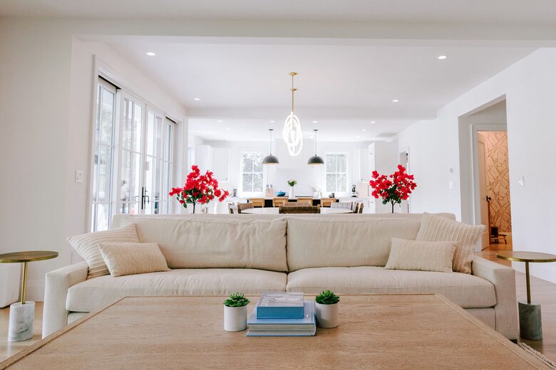 New Modern Home in The Hamptons - Westhampton, New York