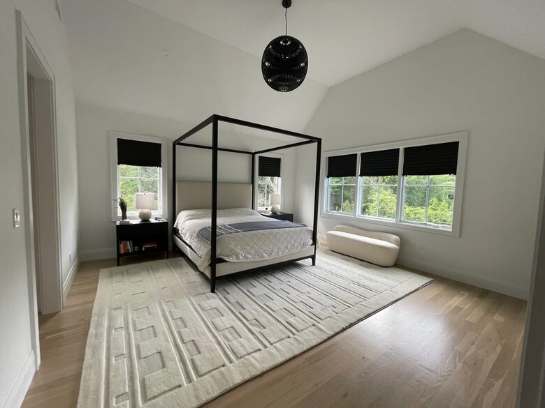 New Modern Home in The Hamptons - Westhampton, New York