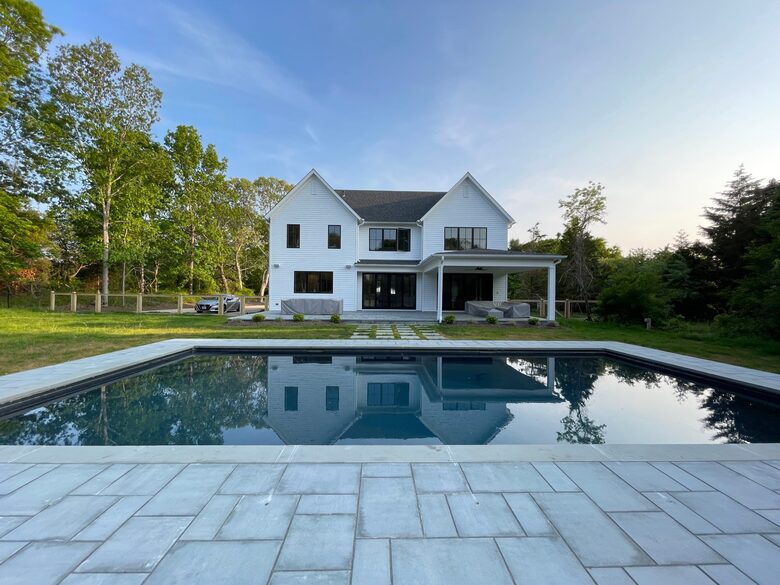 New Modern Home in The Hamptons - Westhampton, New York