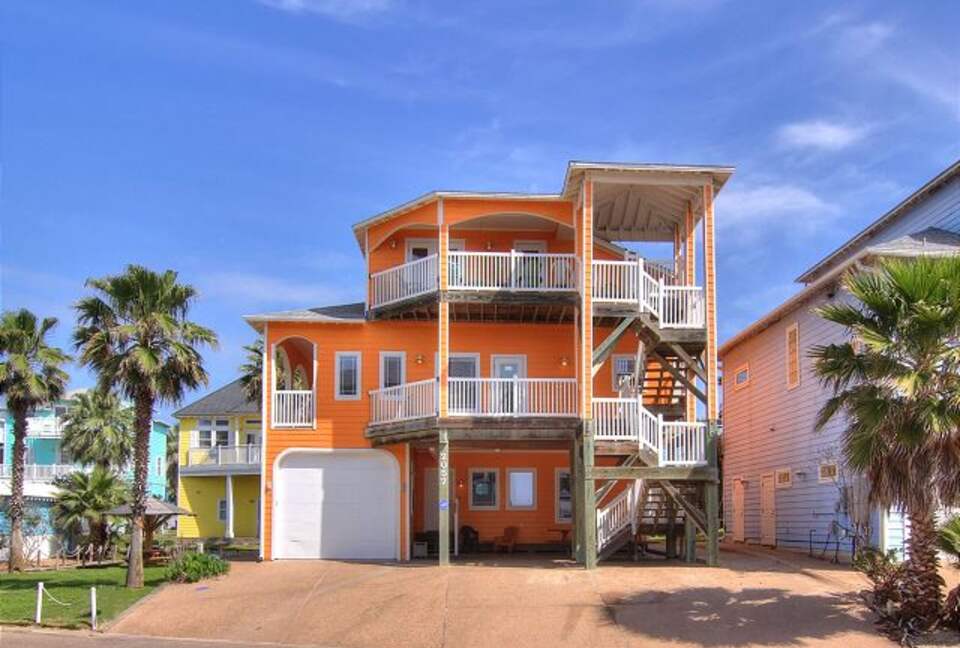 Sand Point Beach Getaway - Port Aransas, Texas