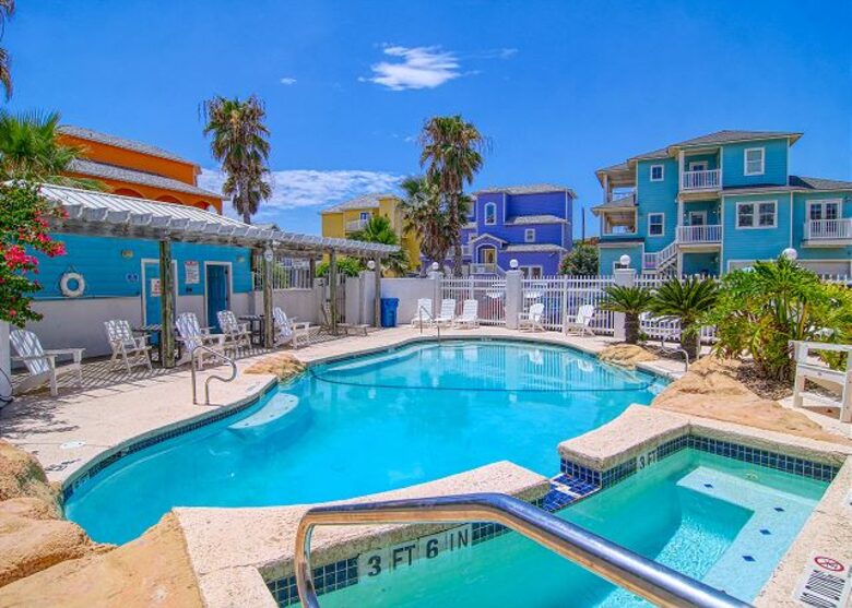 Sand Point Beach Getaway - Port Aransas, Texas
