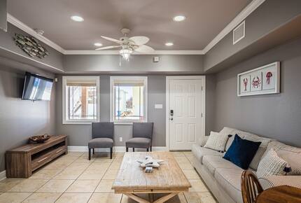 Sand Point Beach Getaway - Port Aransas, Texas