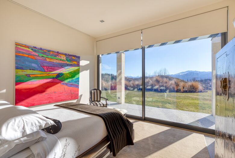 The Pinnacle of Privacy and Adventure - Queenstown, New Zealand