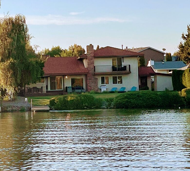 Lakeside Paradise - Moses Lake, Washington