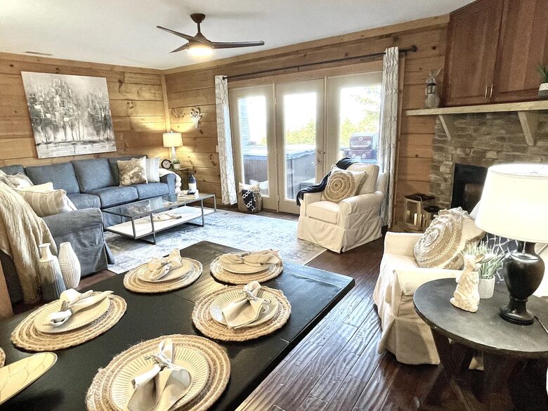 Upscale Ski-in, Ski-out Lodge - Snowshoe, West Virginia