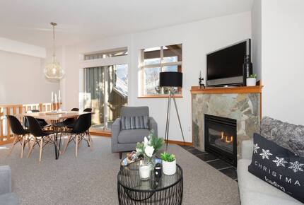 Whistler Village Getaway - Whistler, Canada