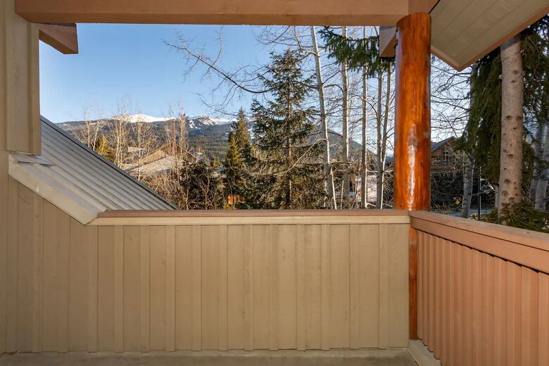 Whistler Village Getaway - Whistler, Canada
