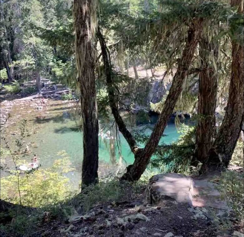Hawkeye’s Cabin - Ronald, Washington