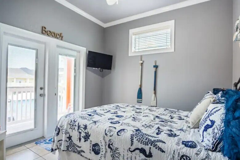 Sand Point Beach Getaway - Port Aransas, Texas