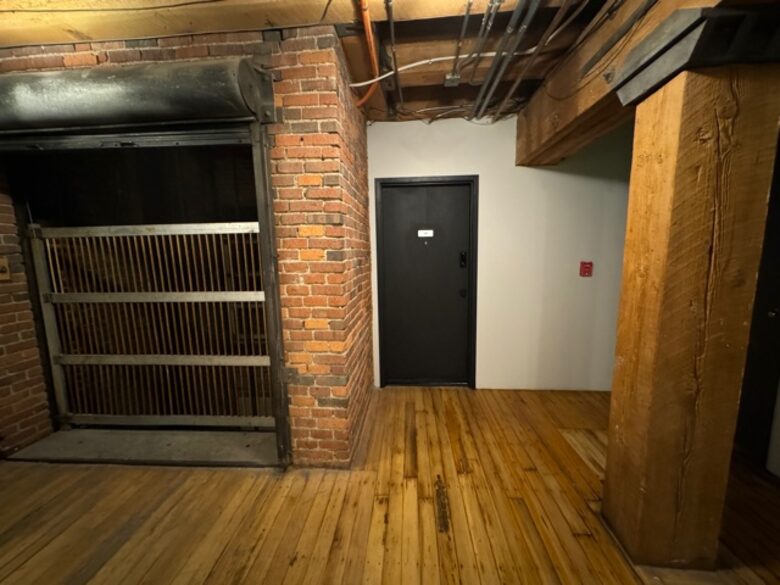 Historic Loft across from Denver's Union Station - Denver, Colorado