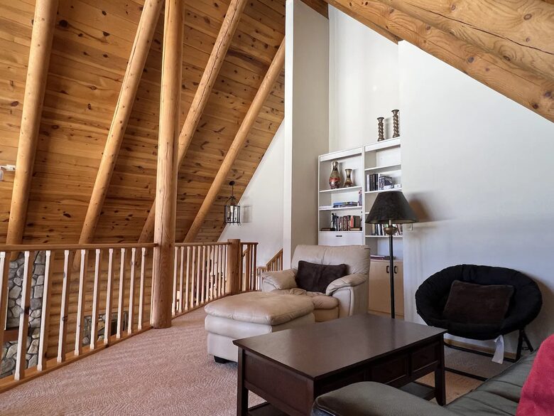 Flagstaff Log Cabin - Ski Retreat and Summer Heaven - Flagstaff, Arizona