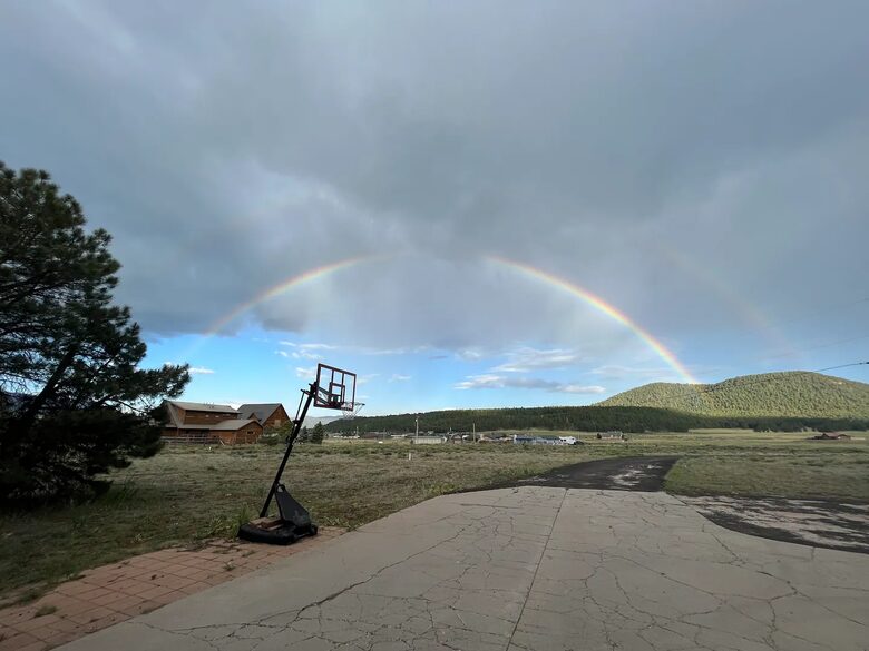 Flagstaff Log Cabin - Ski Retreat and Summer Heaven - Flagstaff, Arizona