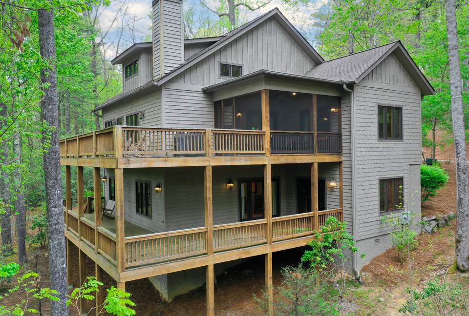 Scotch Highlands Home at the Mountain Club at Cashiers - Sapphire, North Carolina