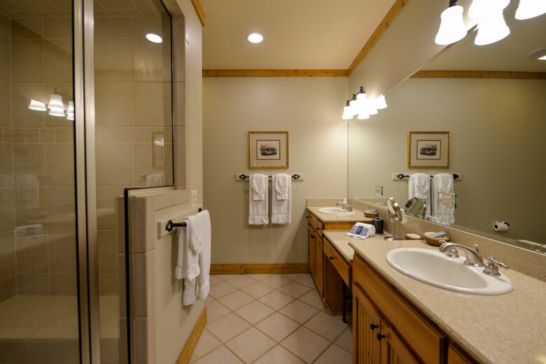 Master Bathroom Upstairs