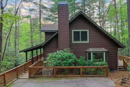 Luxury Log Home at the Mountain Club at Cashiers - Sapphire, North Carolina